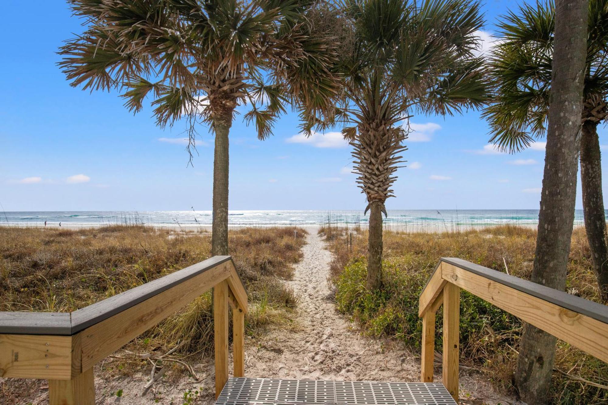 3br, 3ba Beachfront Townhome! Sleeps 11! Ocean View! Steps To The Beach! * Panama City Beach