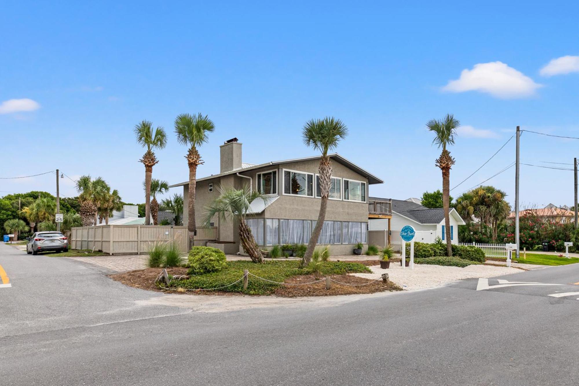128 Kelly St | Beachy Keen Holiday home