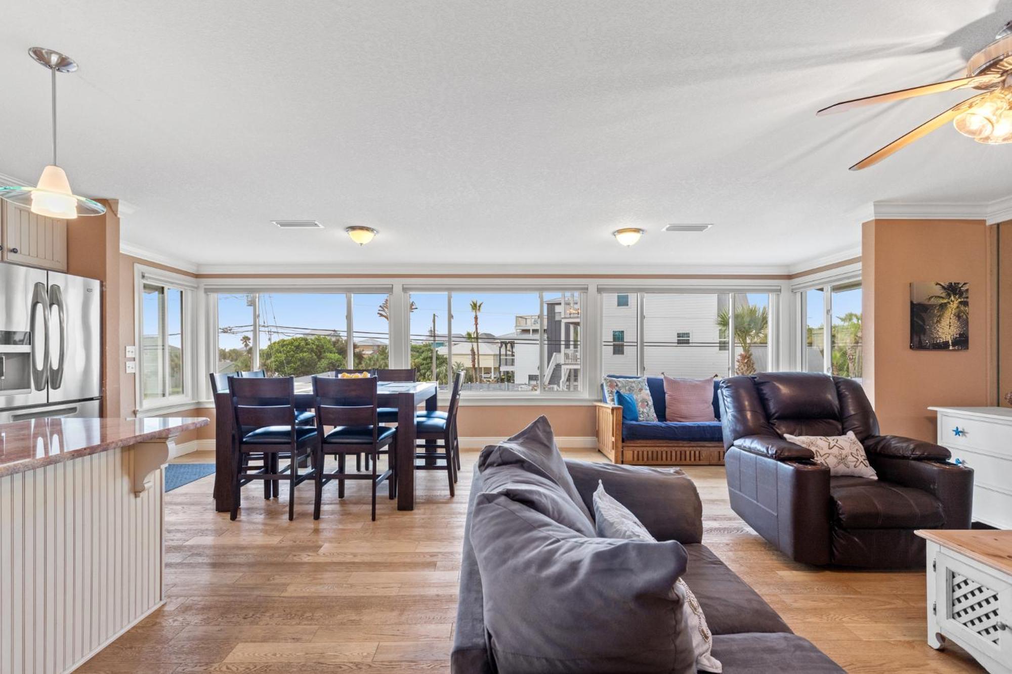 128 Kelly St | Beachy Keen *