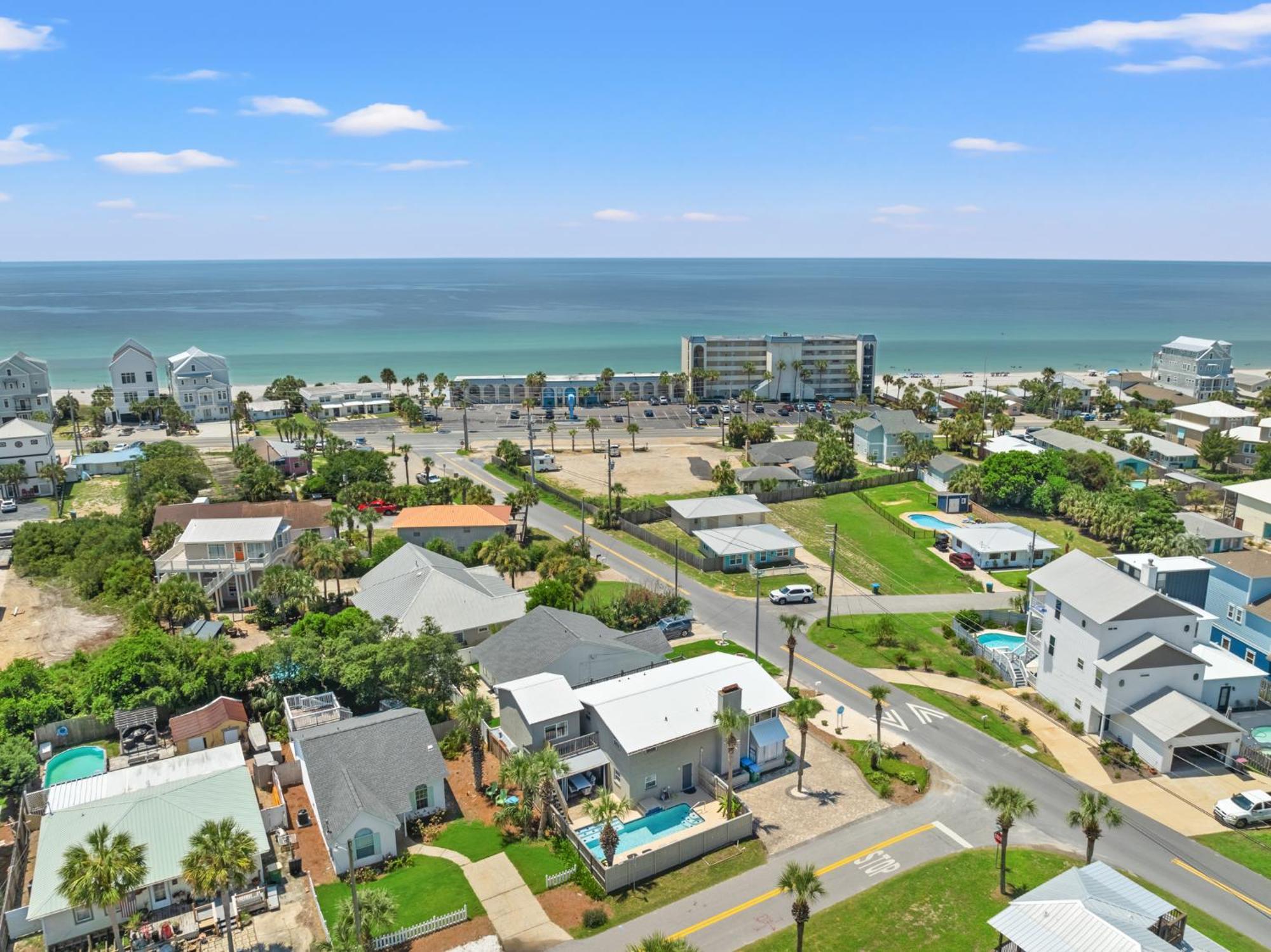 128 Kelly St | Beachy Keen Holiday home