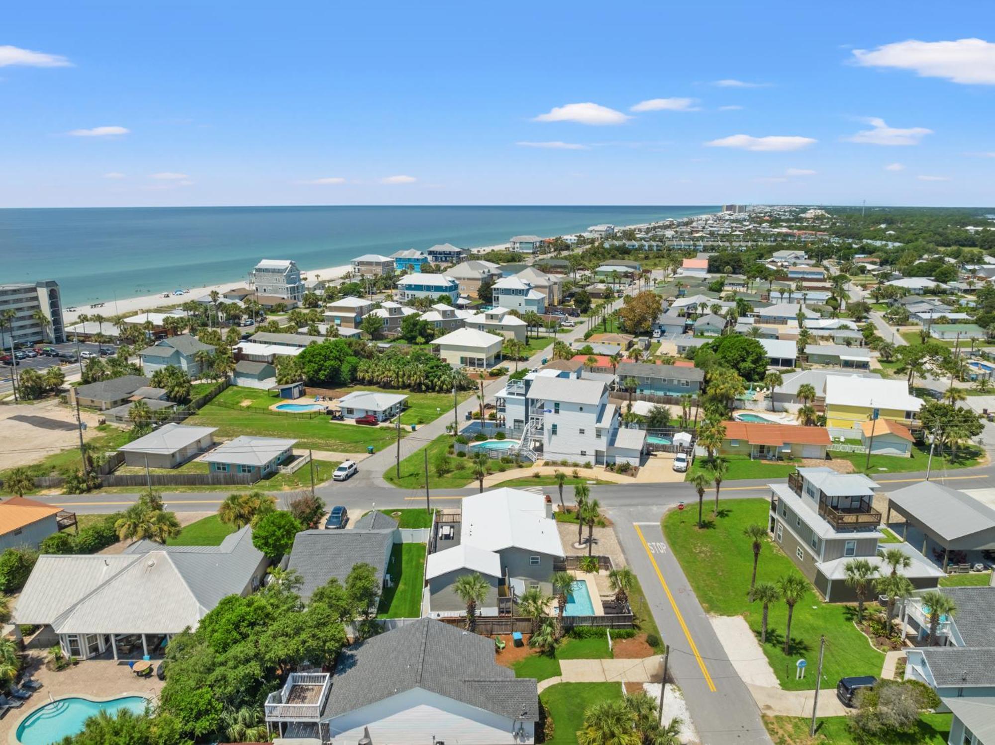 Holiday home 128 Kelly St | Beachy Keen