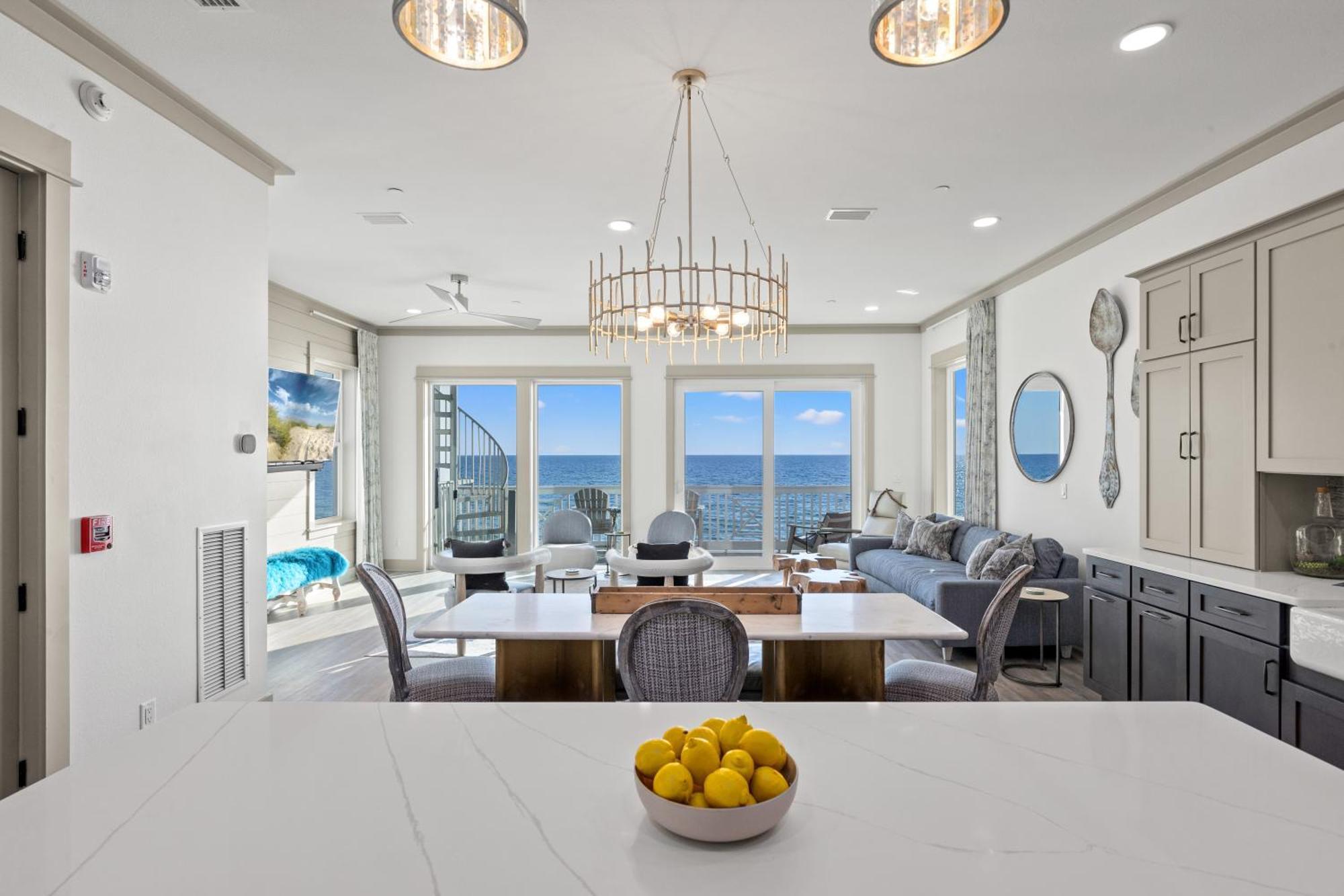 Holiday home Pineapple Paradise! 6br 7ba Beachfront House! Private Pool! Grill! Sleeps 16! Panama City Beach
