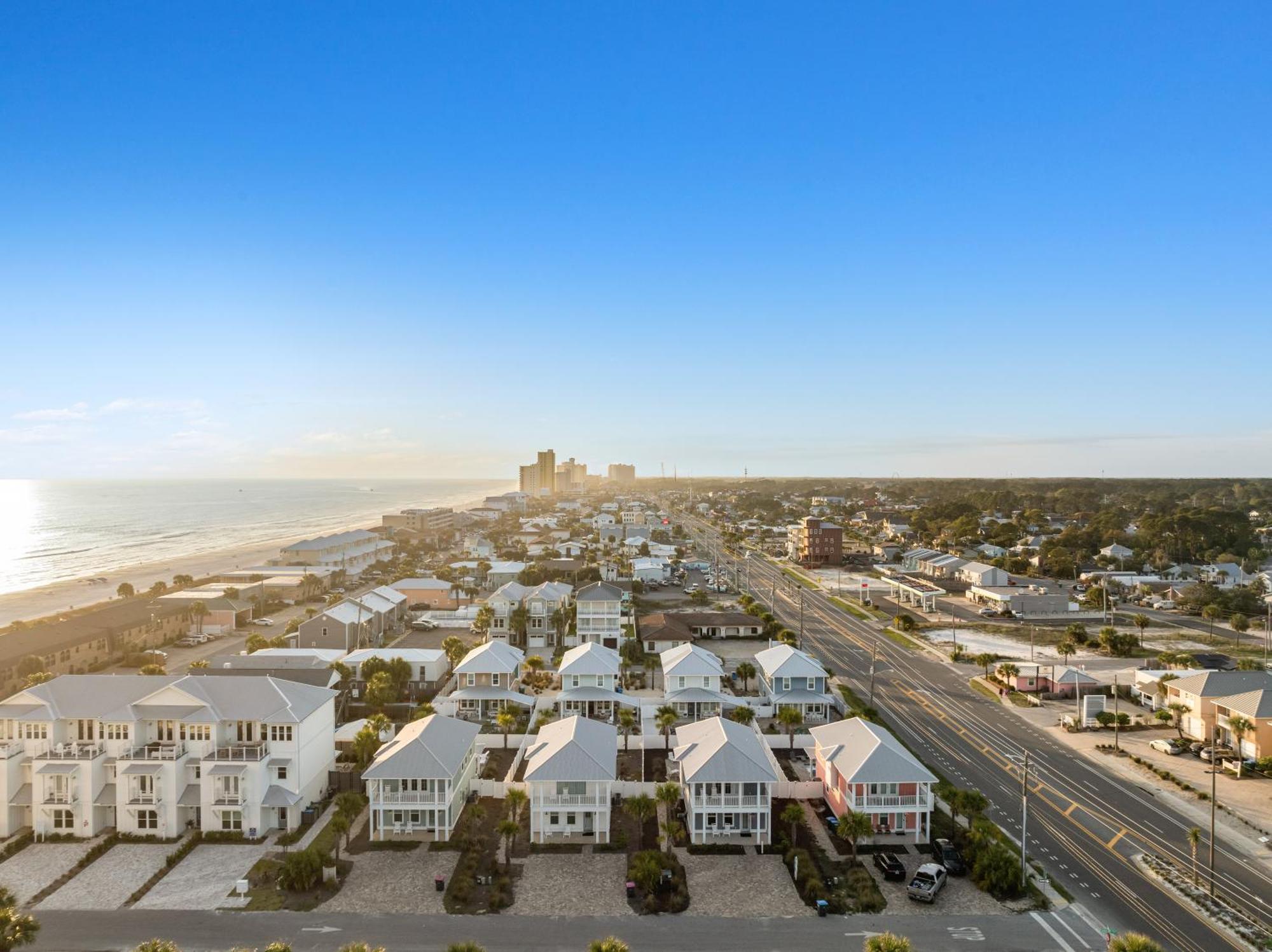Fabulous Modern House - 4br, 35ba: Pool/beach View & Access/balcony * Panama City Beach