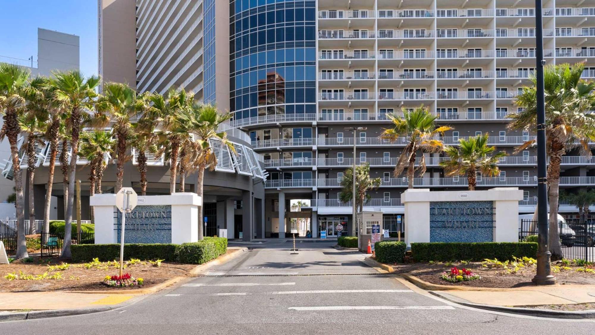 Laketown Wharf 834 Holiday home
