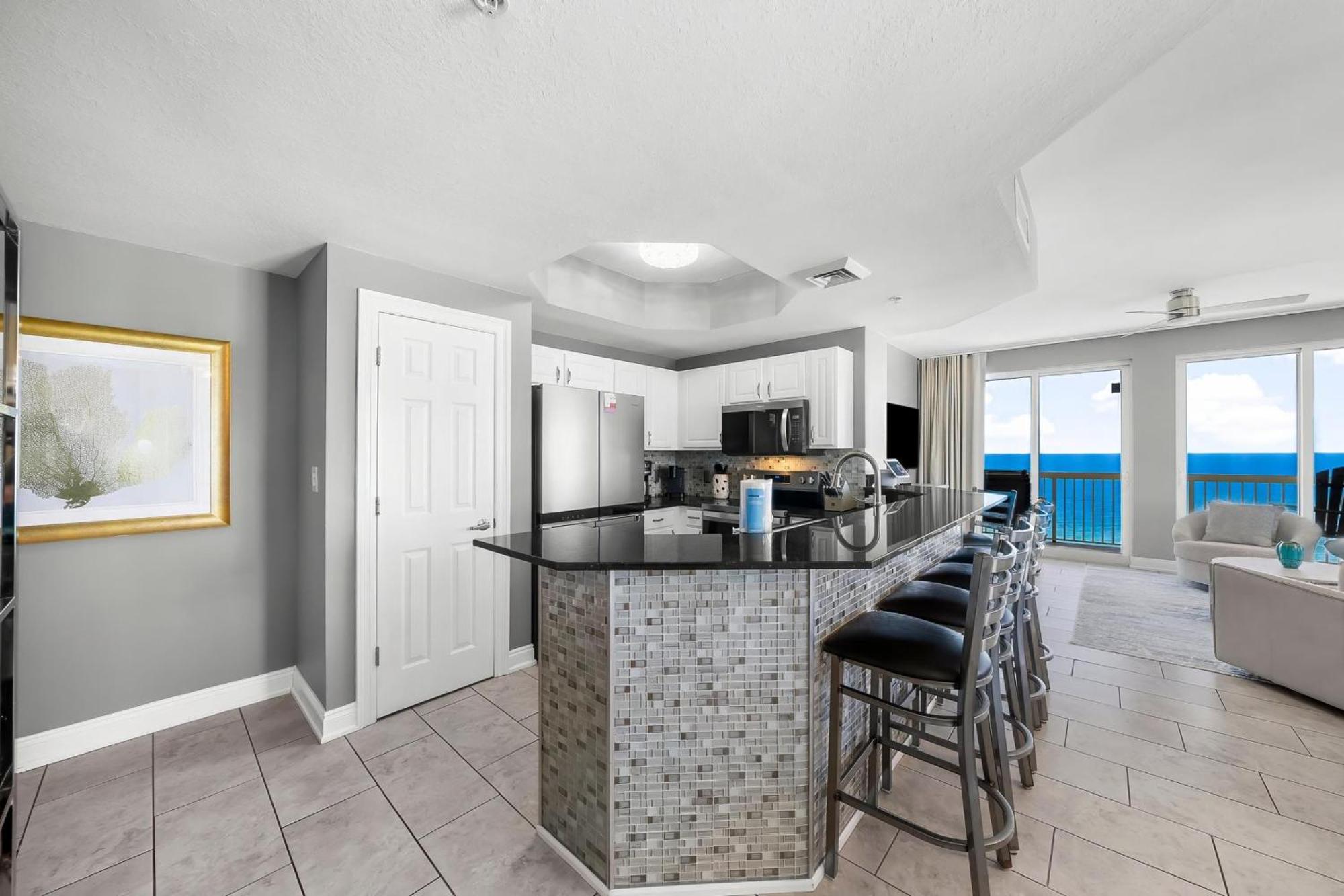 Apartment Calypso Towers *