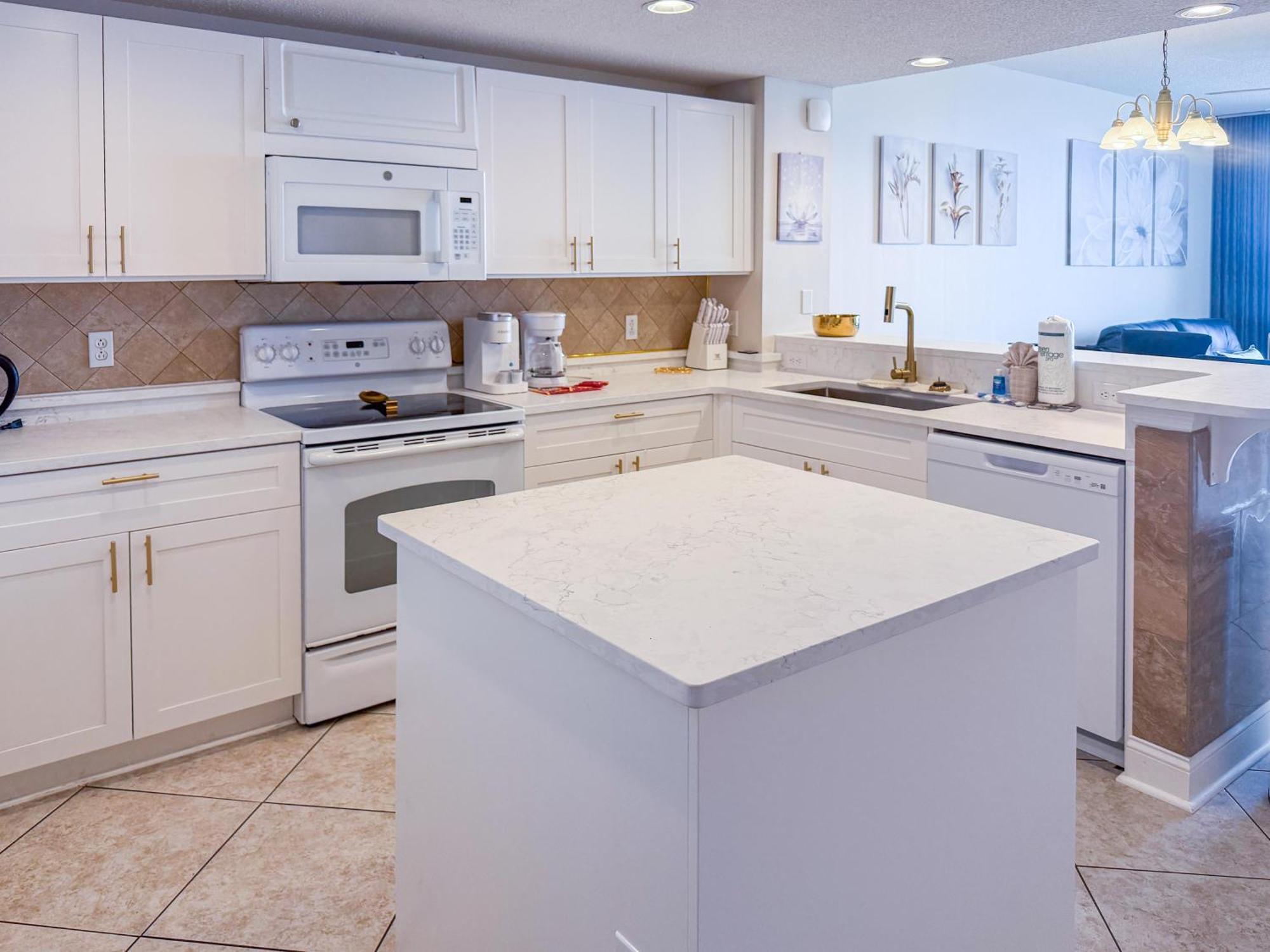 Majestic T2 - 1606 Apartment *