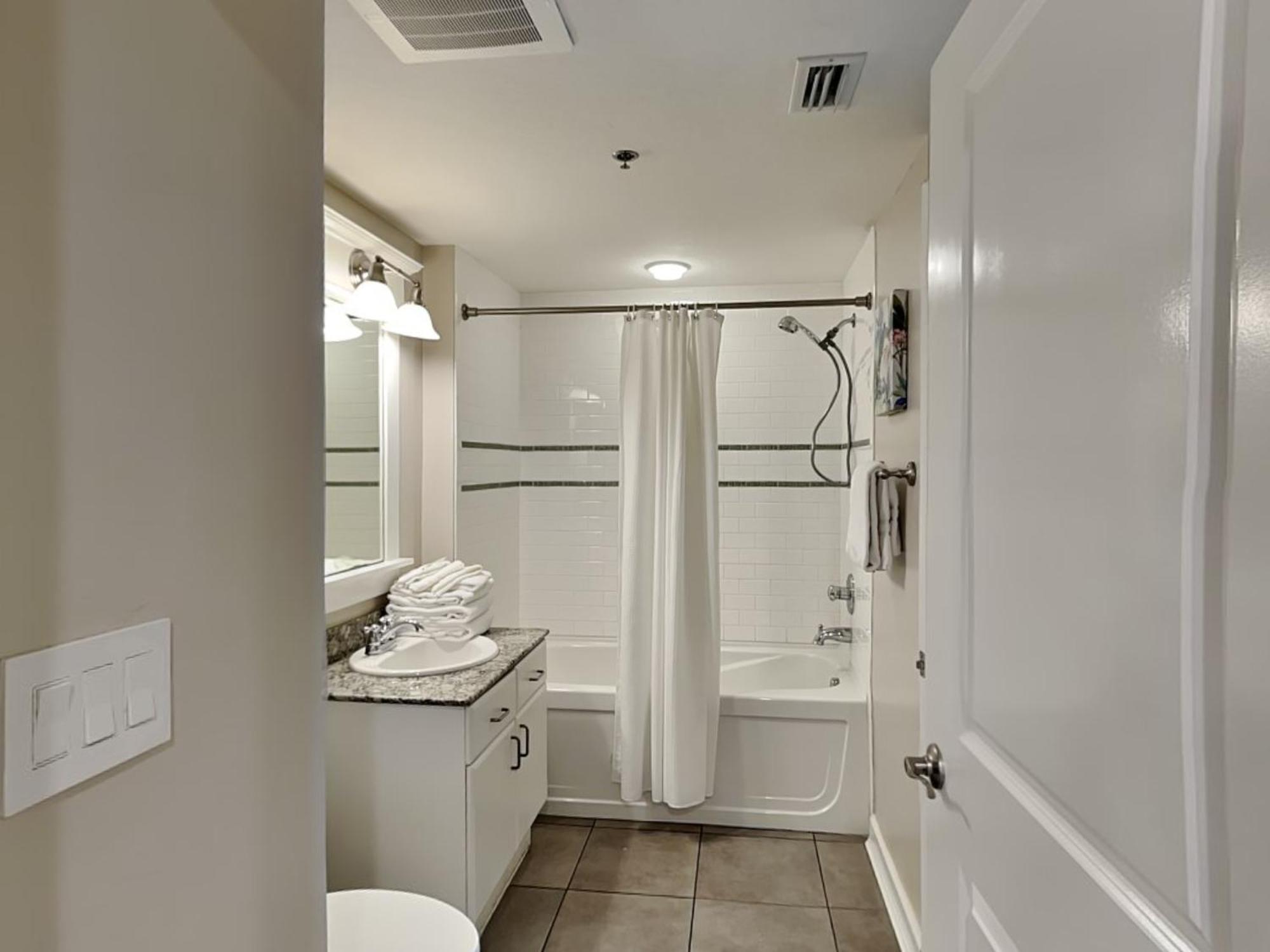 Grand Panama - The Grand 1304 Apartment