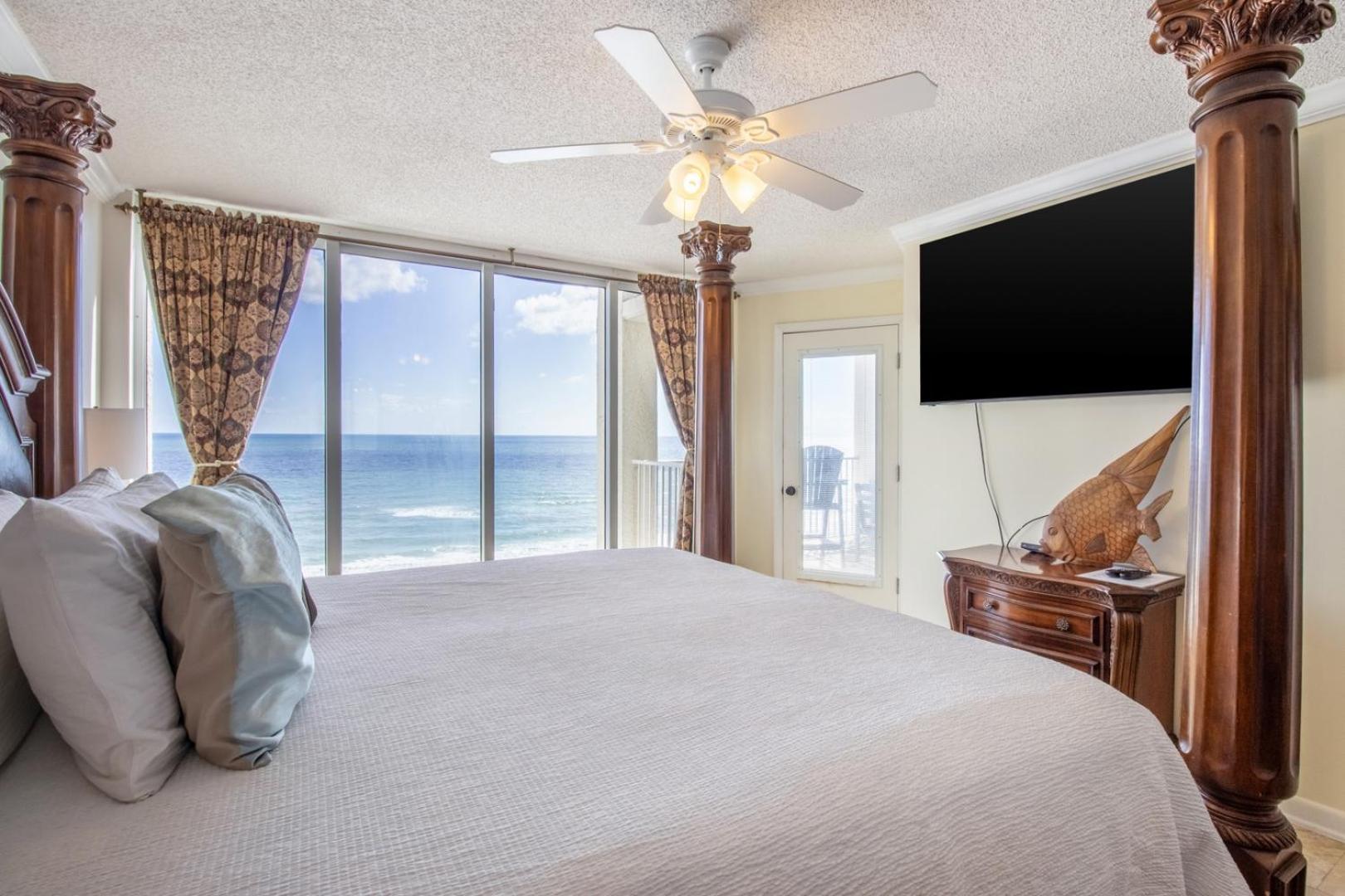 Apartment Gulf Front Private Balcony 2 Bed 2 Bath Luxury