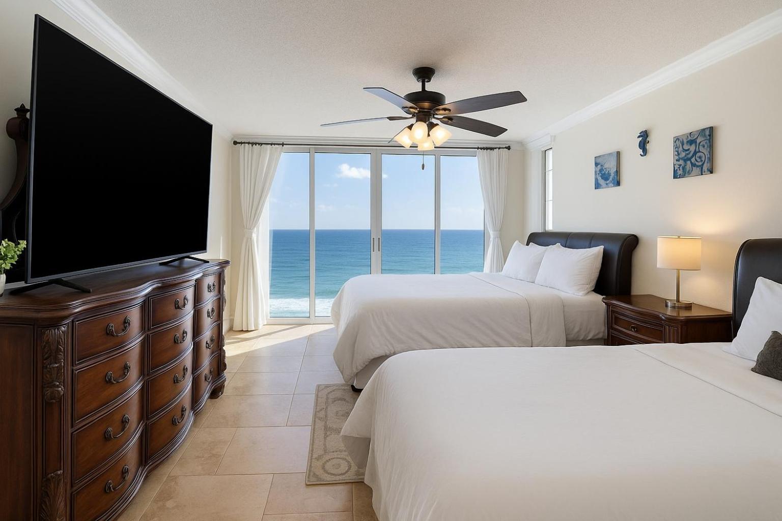 Apartment Gulf Front Private Balcony 2 Bed 2 Bath Luxury