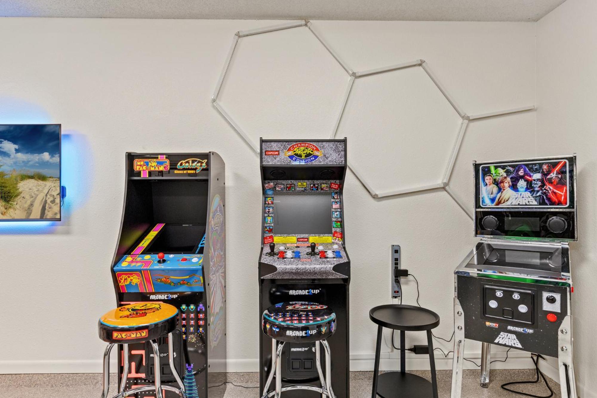 Pet Friendly House New Tastefully Remodeled W Golf Cart Included!