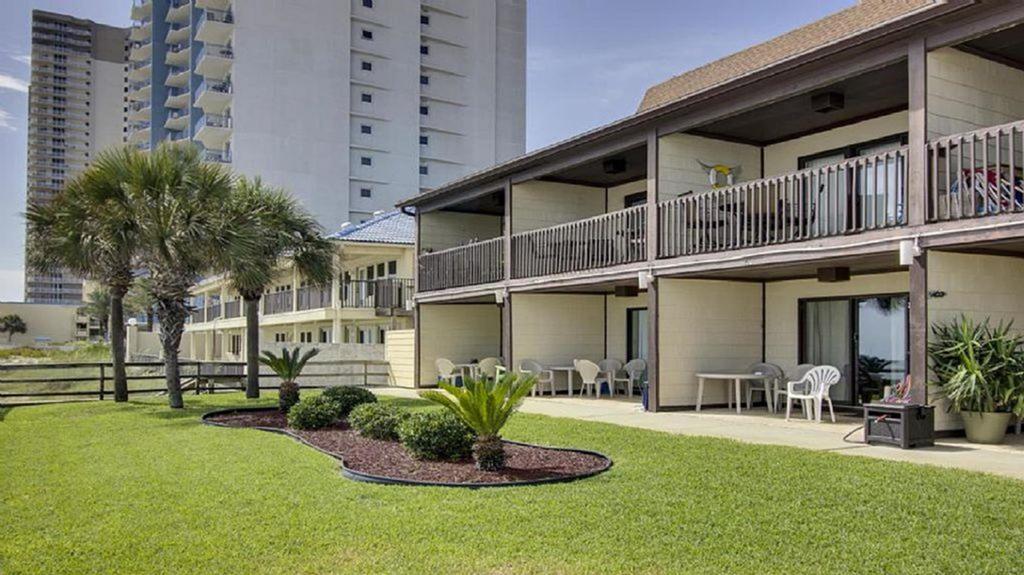 Polynesian Village * Panama City Beach