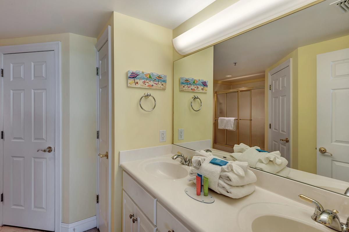 Apartment Oceanfront With Spacious Balcony - Unit 0306