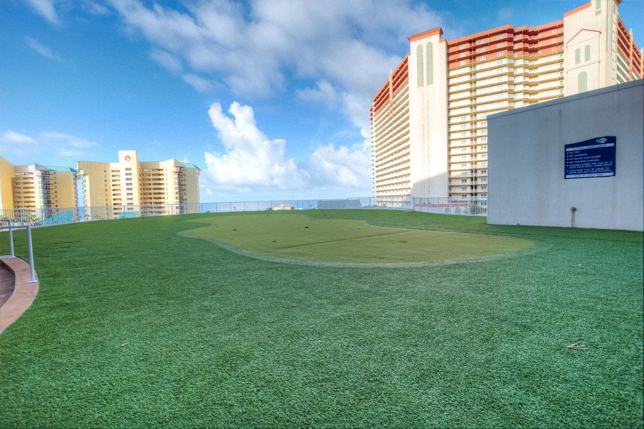 Laketown Wharf 631 By Aneliya