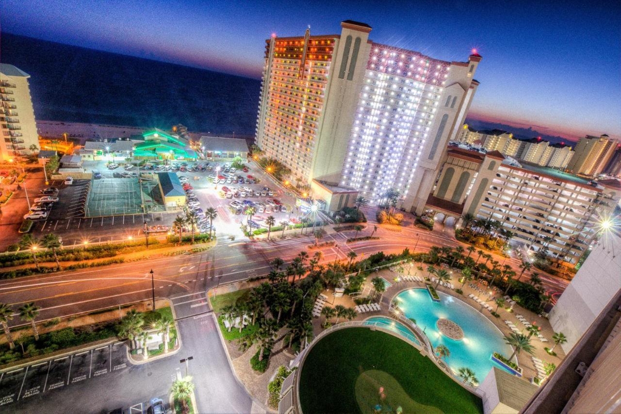 Laketown Wharf 1527 By Zia