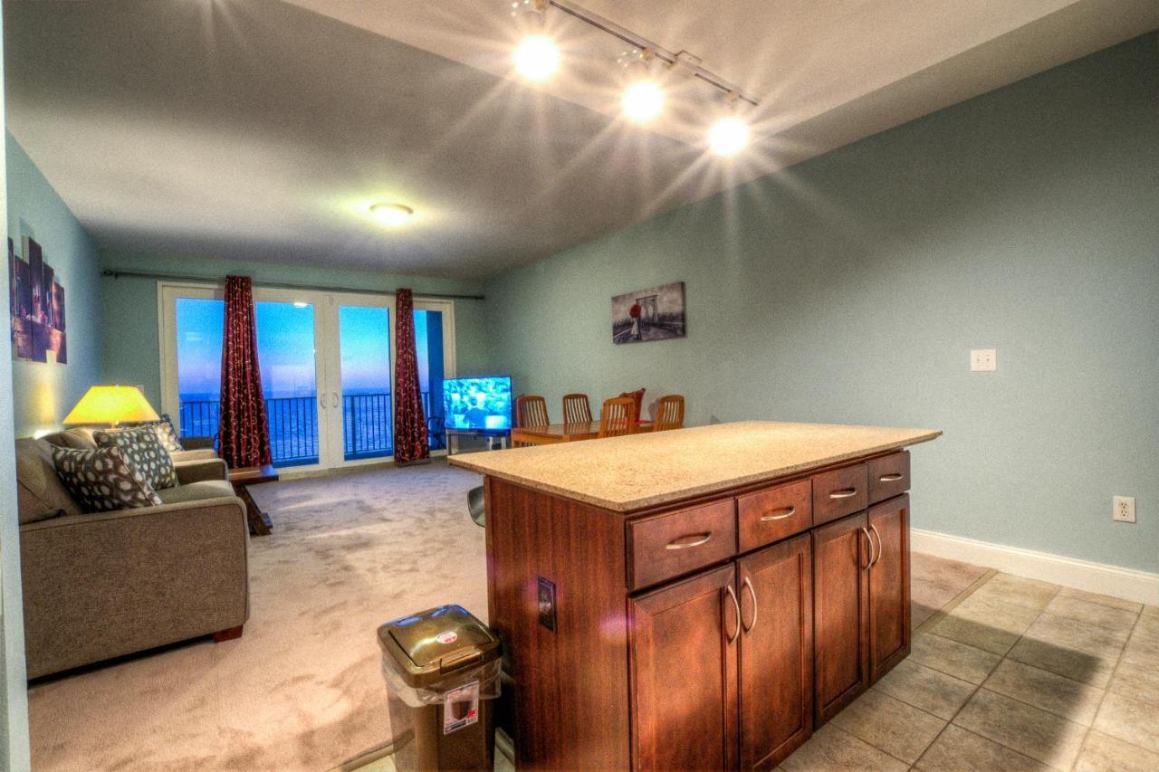 Laketown Wharf 1527 By Zia Holiday home *
