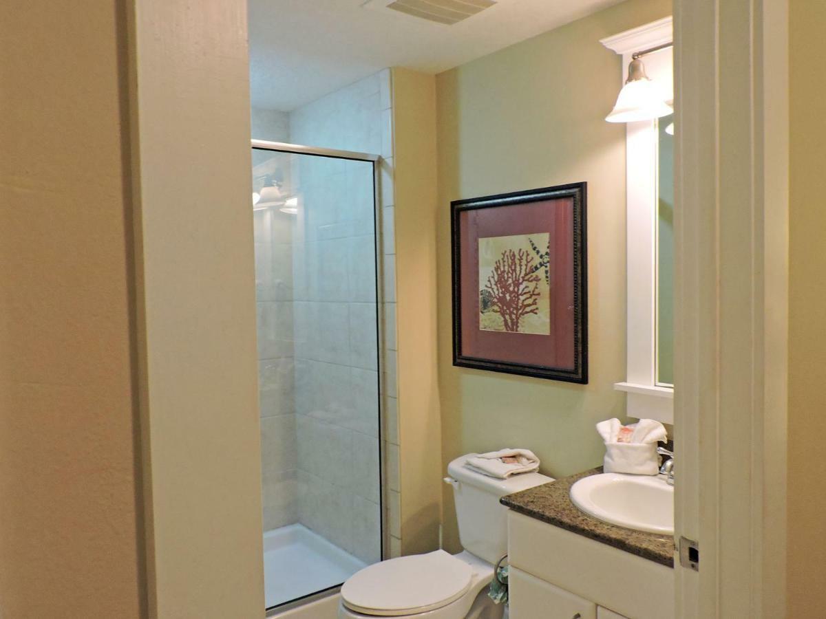 Grand Panama By Counts Oakes Apartment