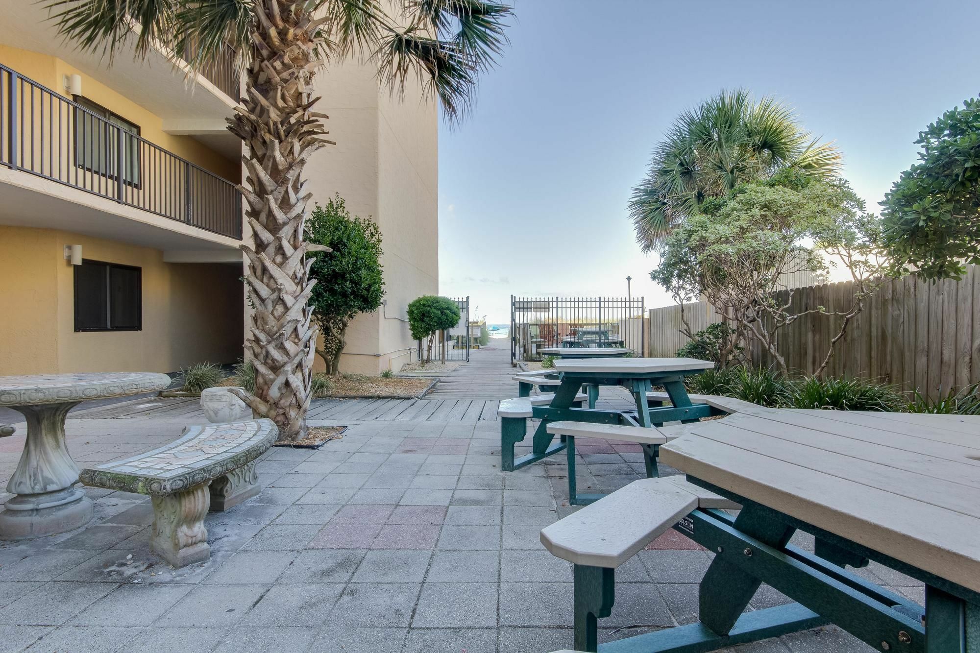 Moondrifter 608 Panama City Beach
