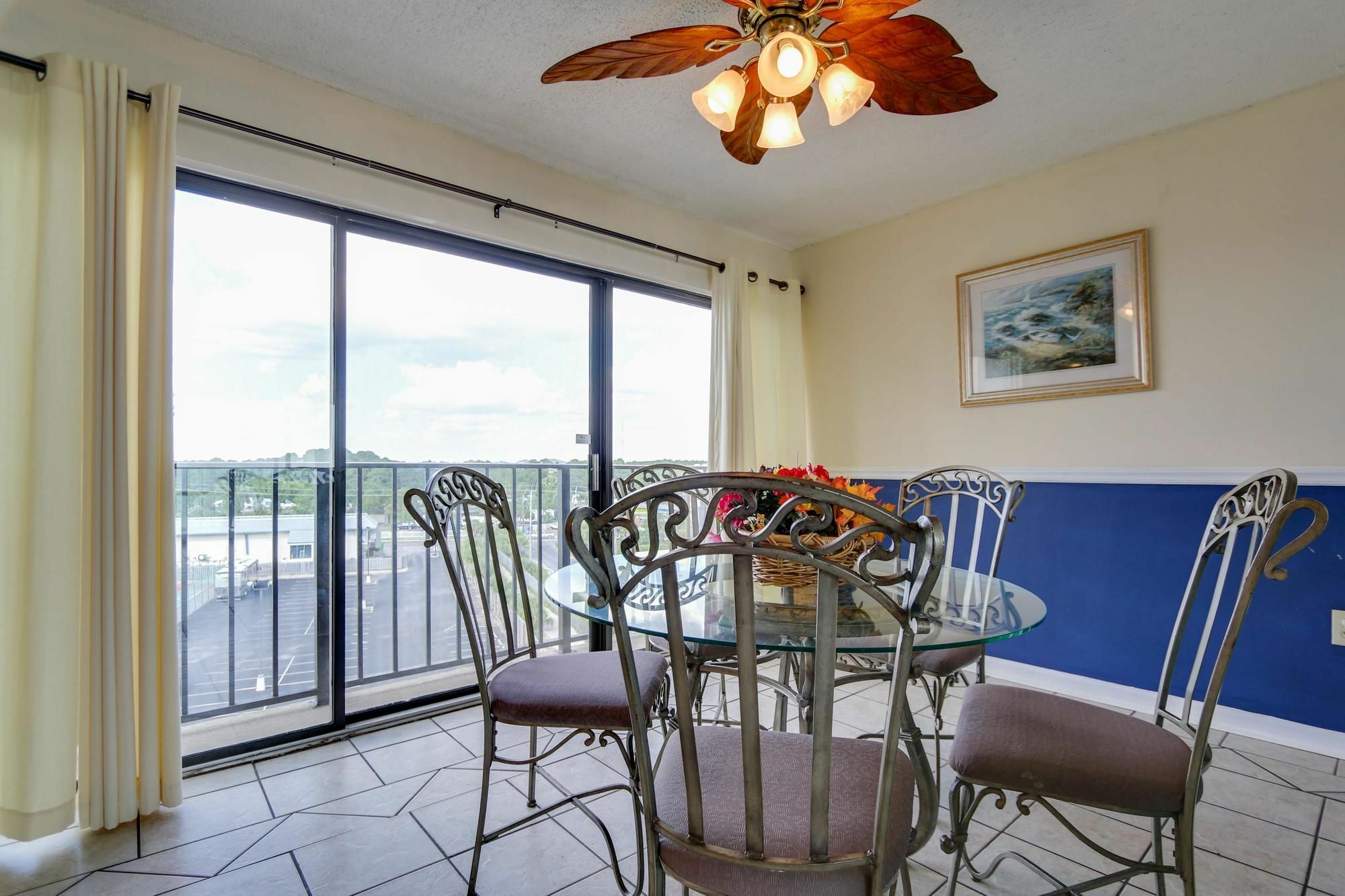 Apartment Moondrifter 608
