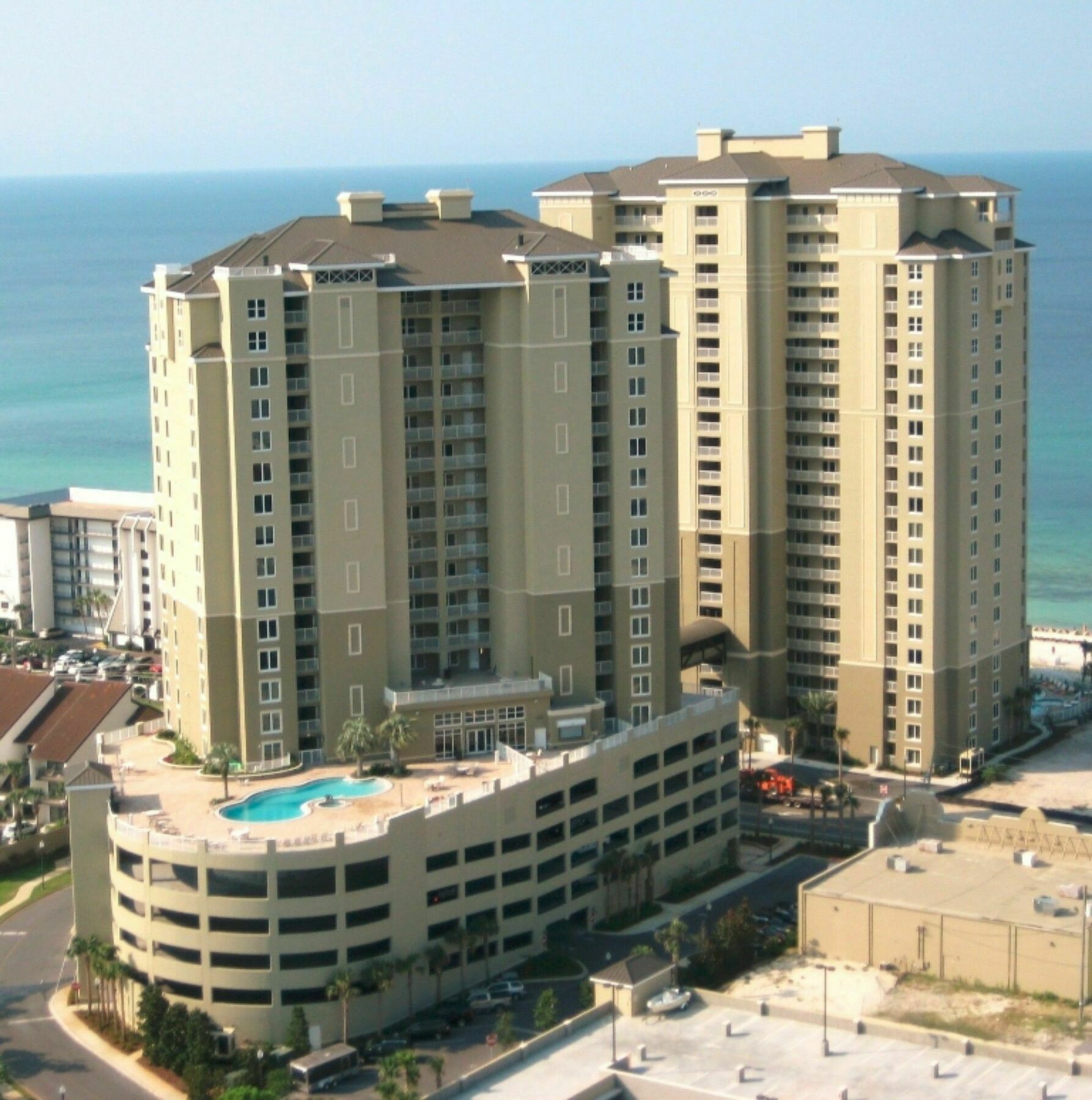 Grand Panama By Counts Oakes *