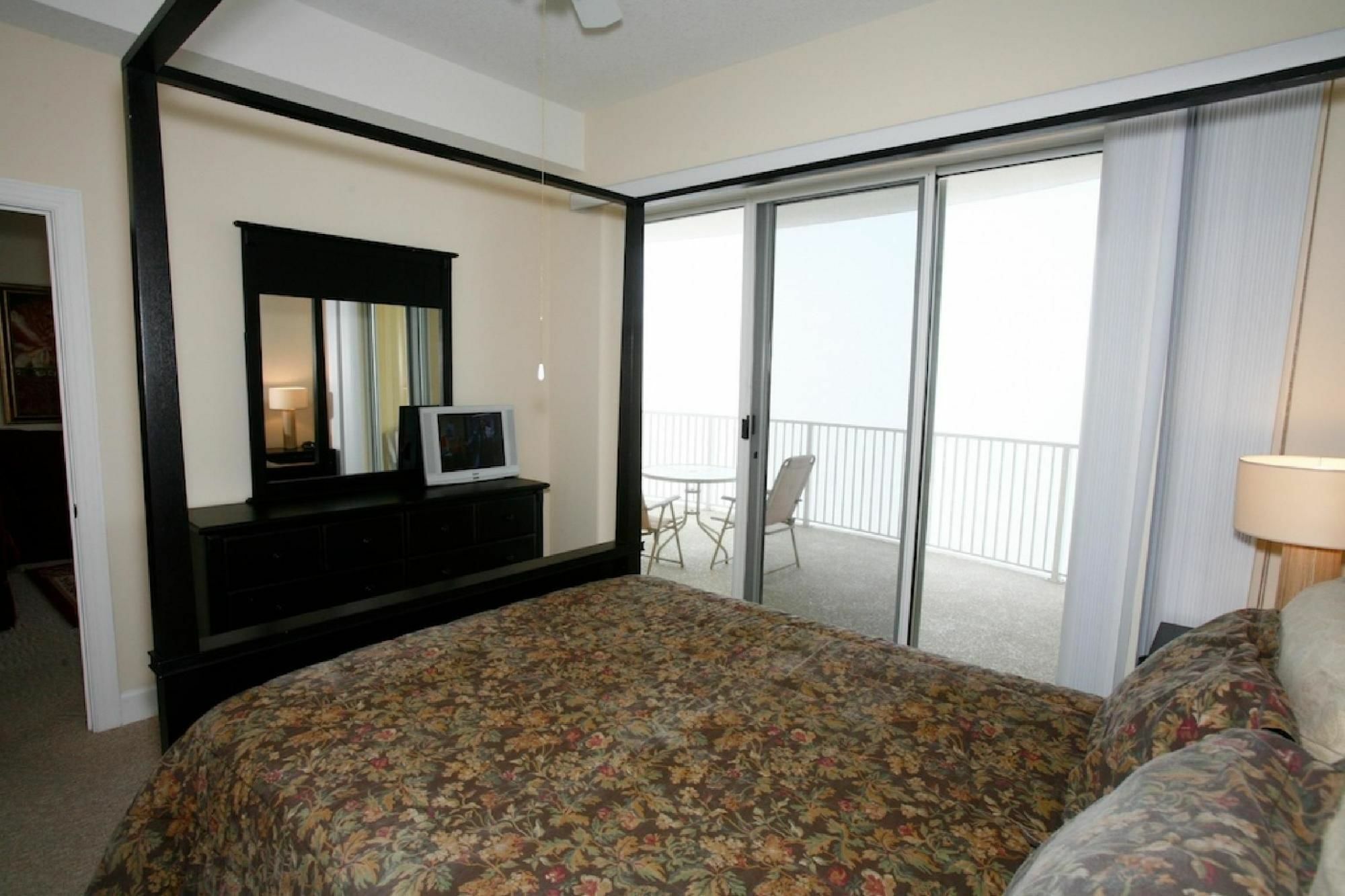 Hotel 2106 Ocean Panama City Beach