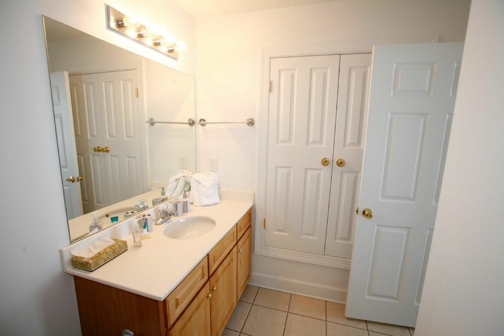 Hotel 2106 Ocean Panama City Beach
