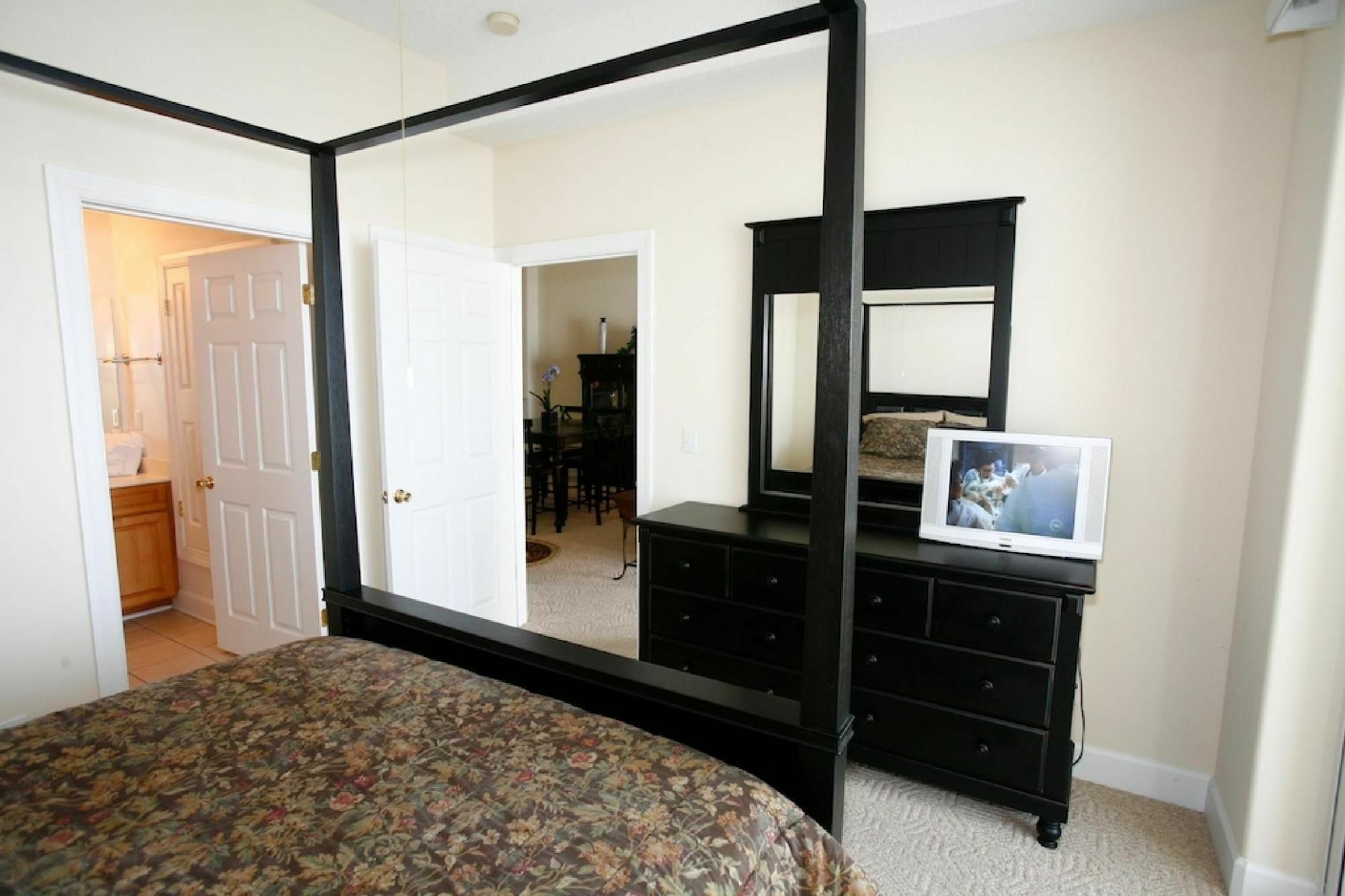 Hotel 2106 Ocean Panama City Beach