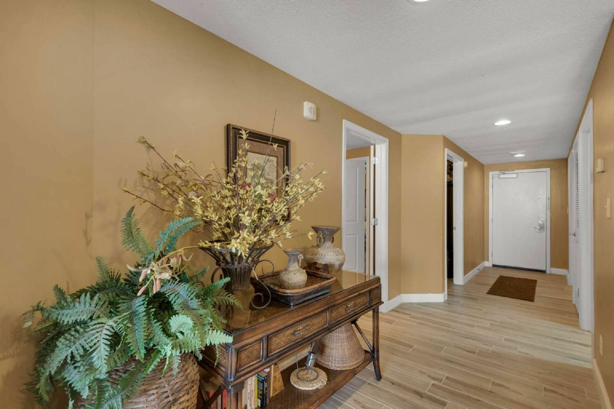 Apartment 903 Grandview East Panama City Beach