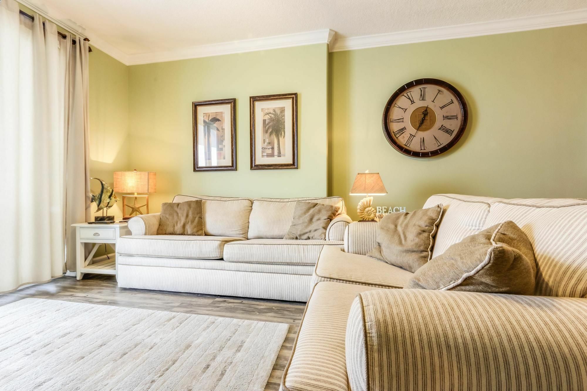 Ocean 801 Apartment
