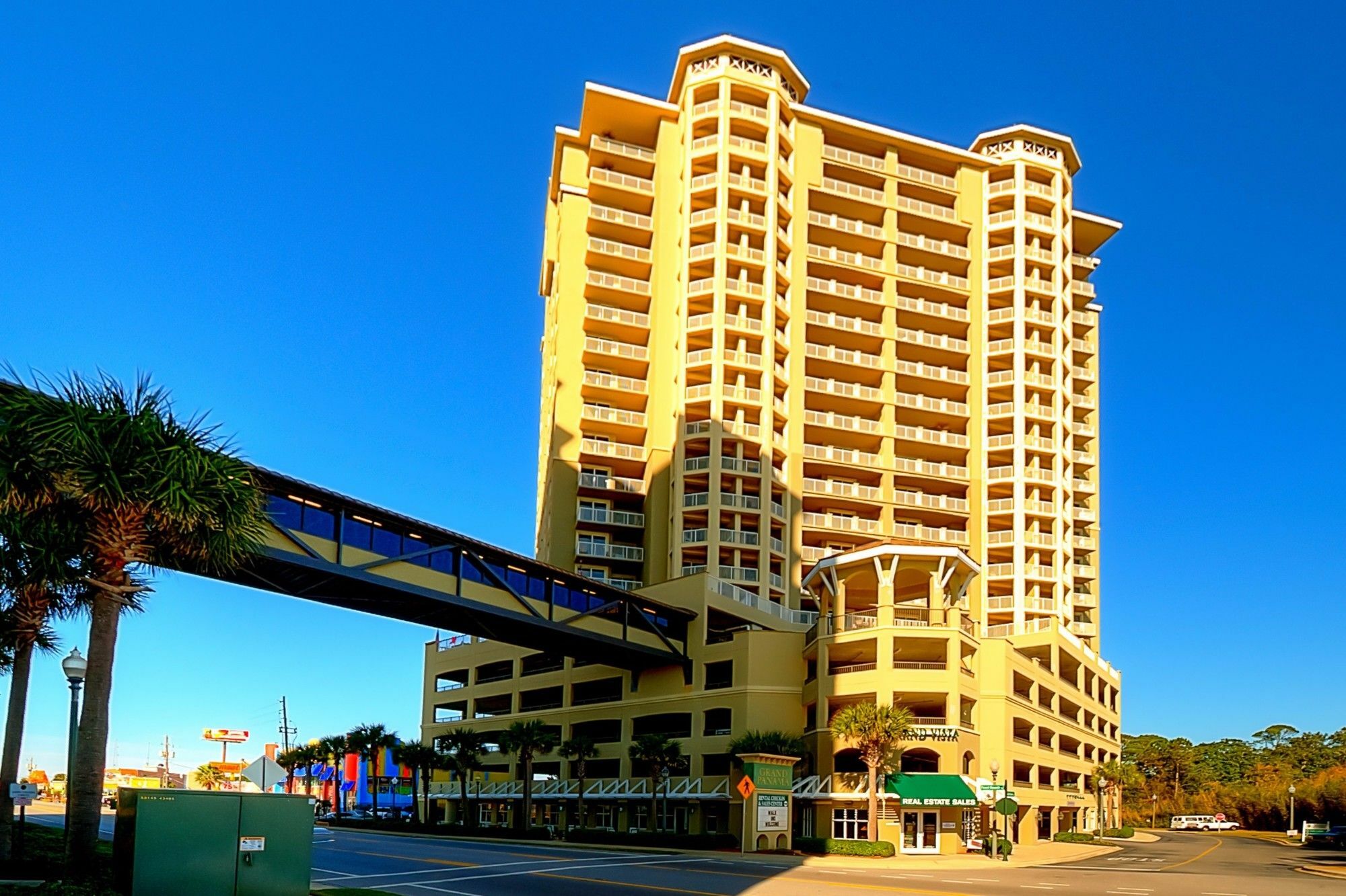 Grand Panama By Book That Apartment