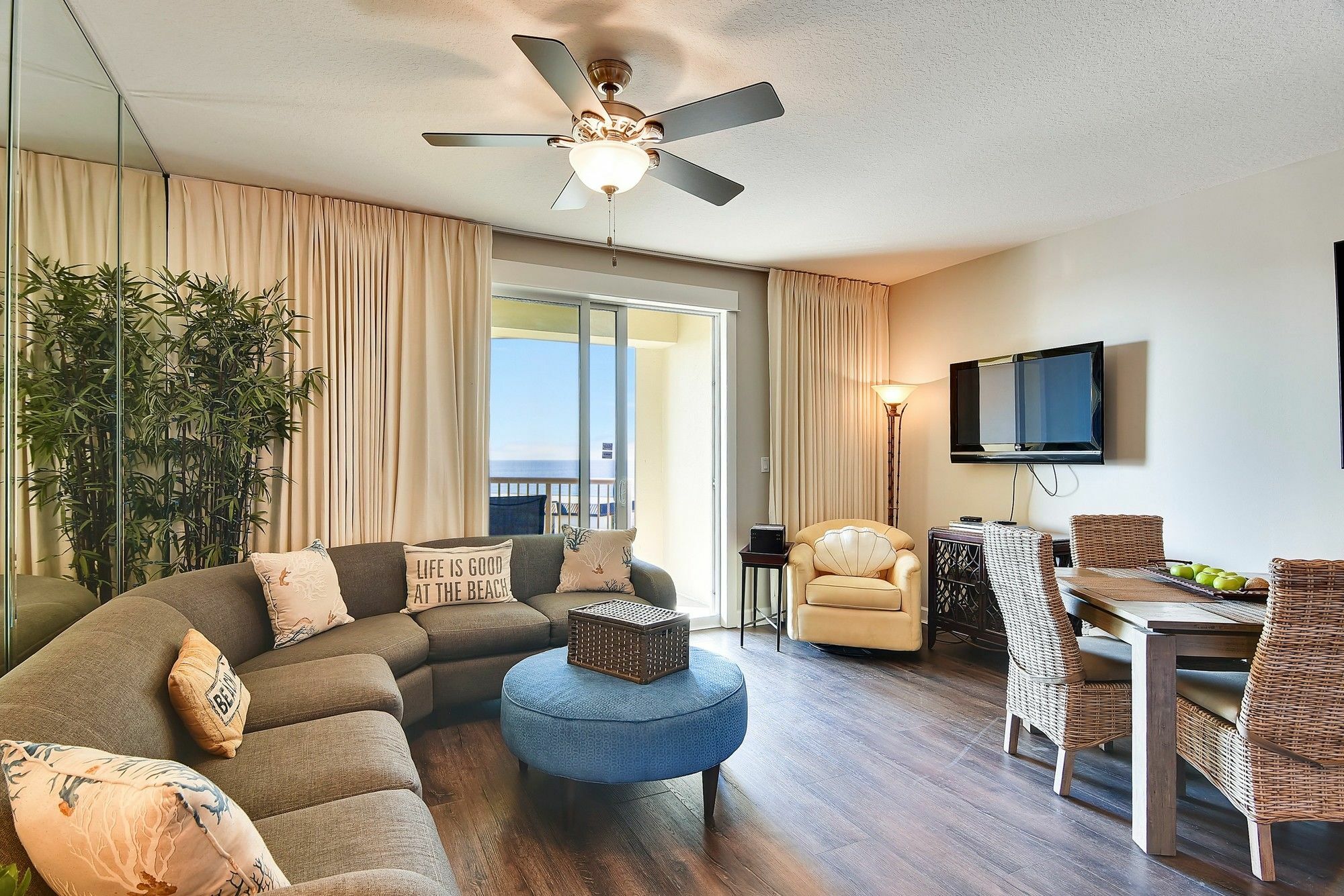 Apartment Grand Panama By Book That
