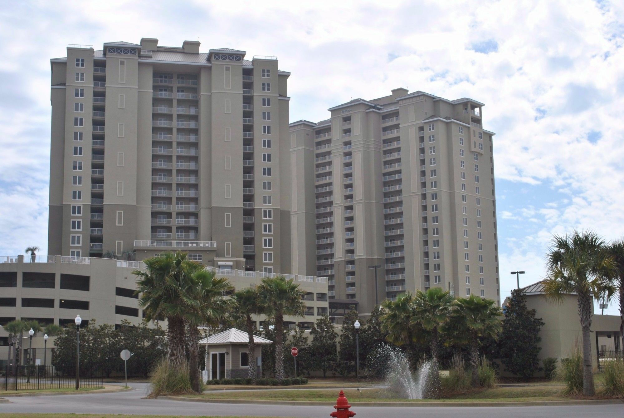 Grand Panama By Book That *