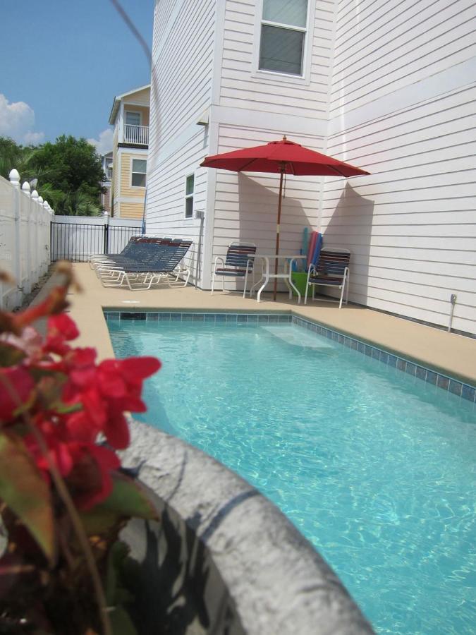 Holiday home Steps To Beach - Large Beach House With Pool