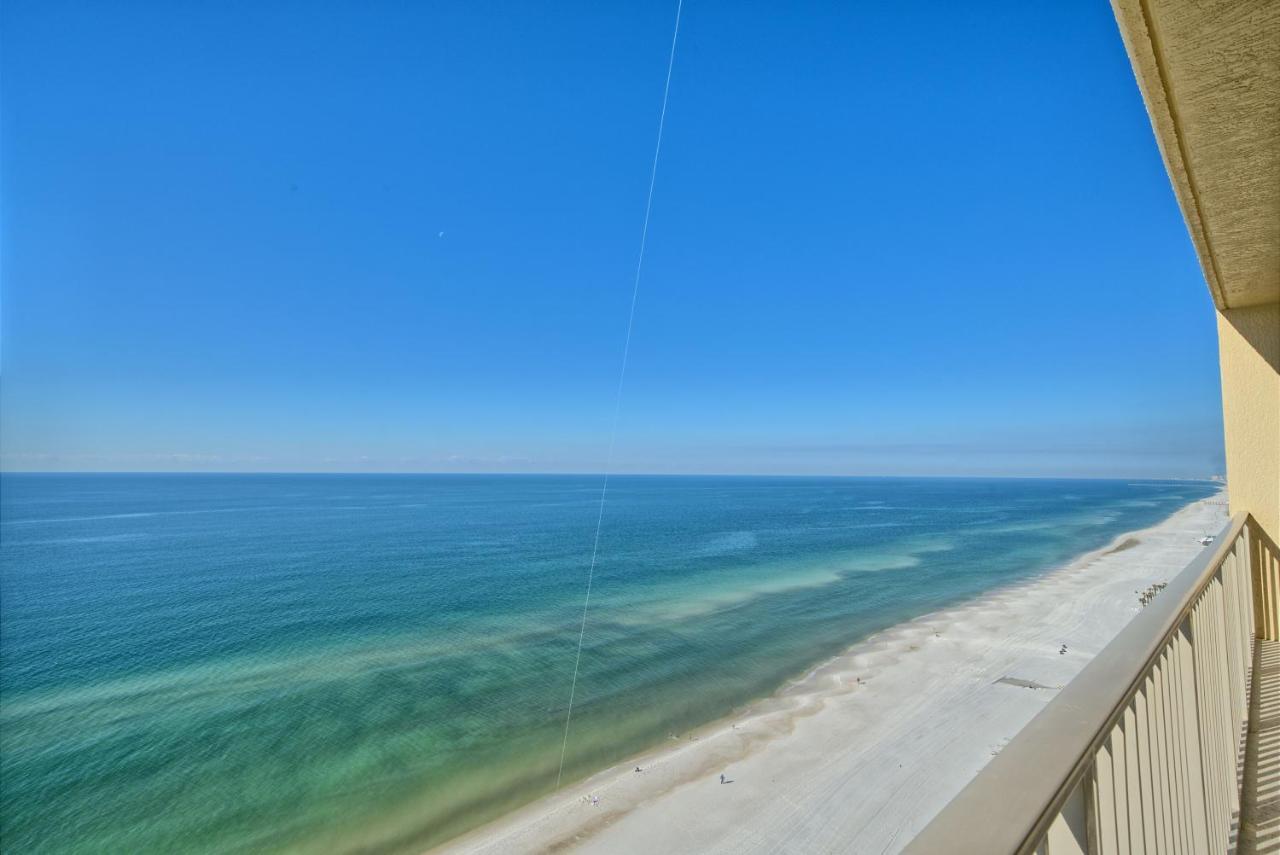 Roomy Oceanfront With Breathtaking View And Beachside Pool - Unit 1906