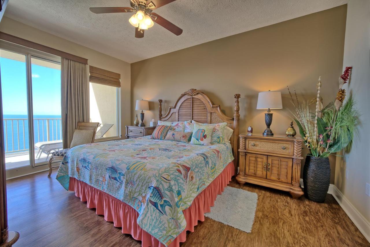 Roomy Oceanfront With Breathtaking View And Beachside Pool - Unit 1906 *