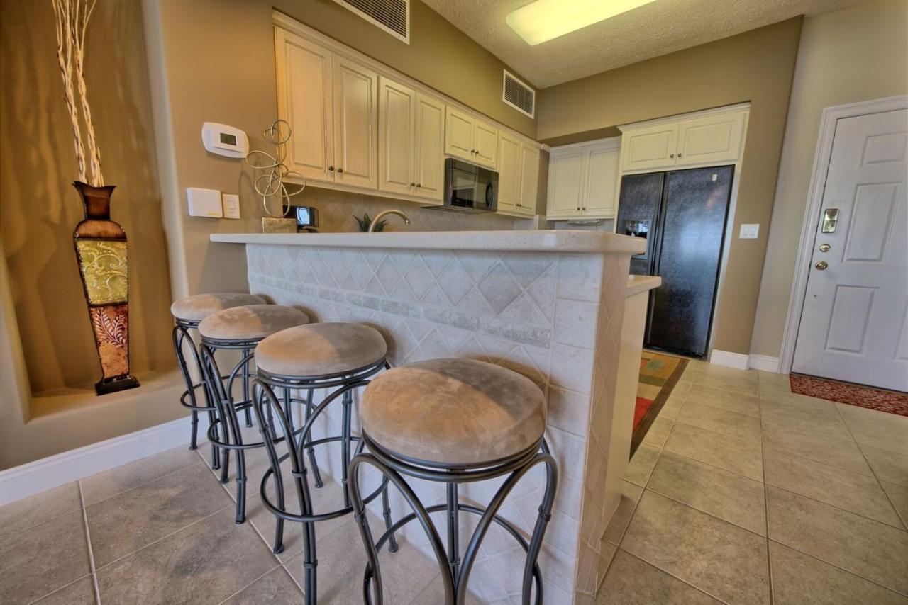 Roomy Oceanfront With Breathtaking View And Beachside Pool - Unit 1906 Apartment Panama City Beach