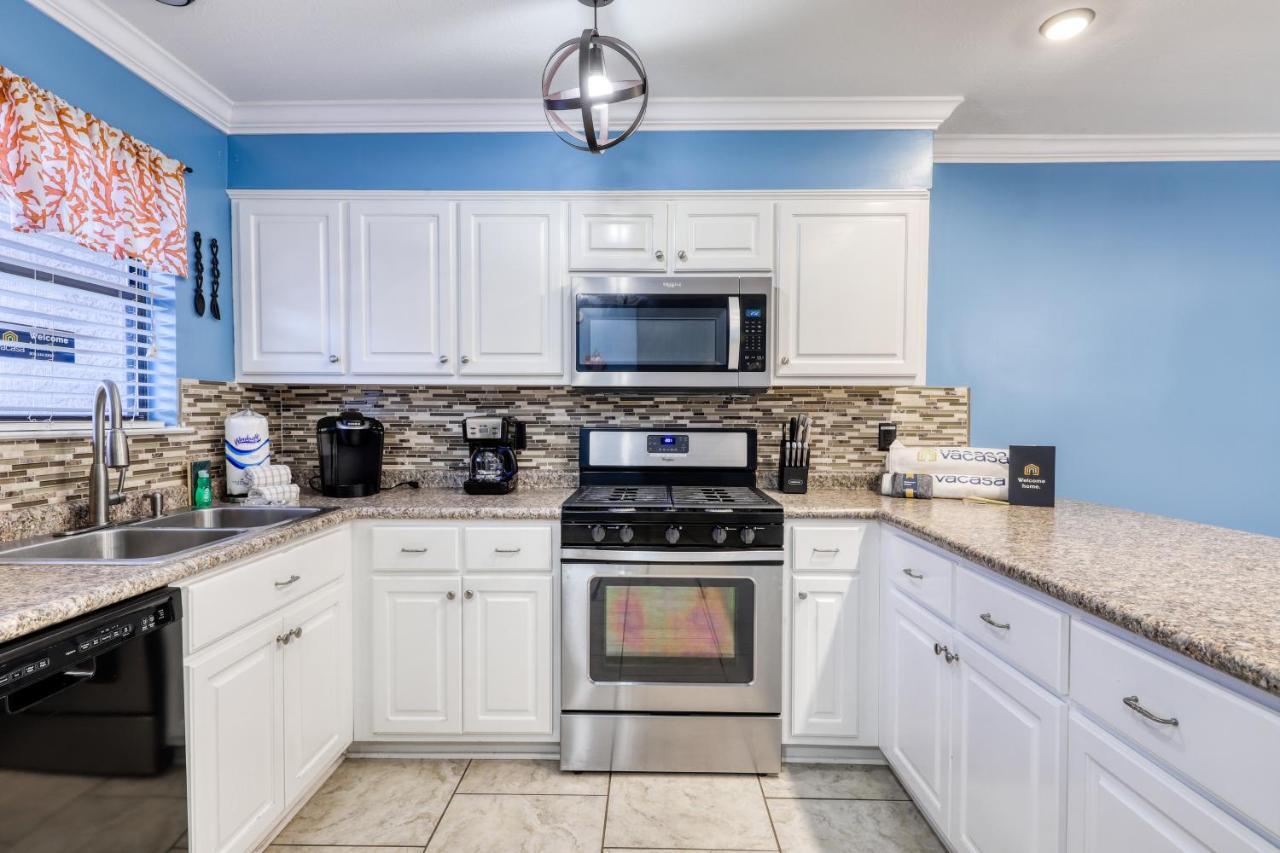 Gulf Highland: 135 Grande Island Blvd *