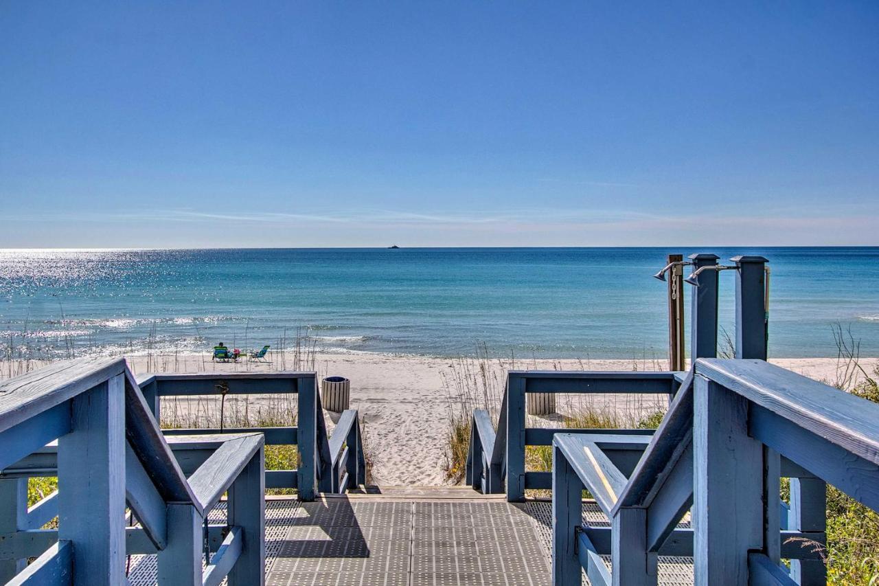 Gulf Coast Getaway With Balcony And Amenities! Apartment