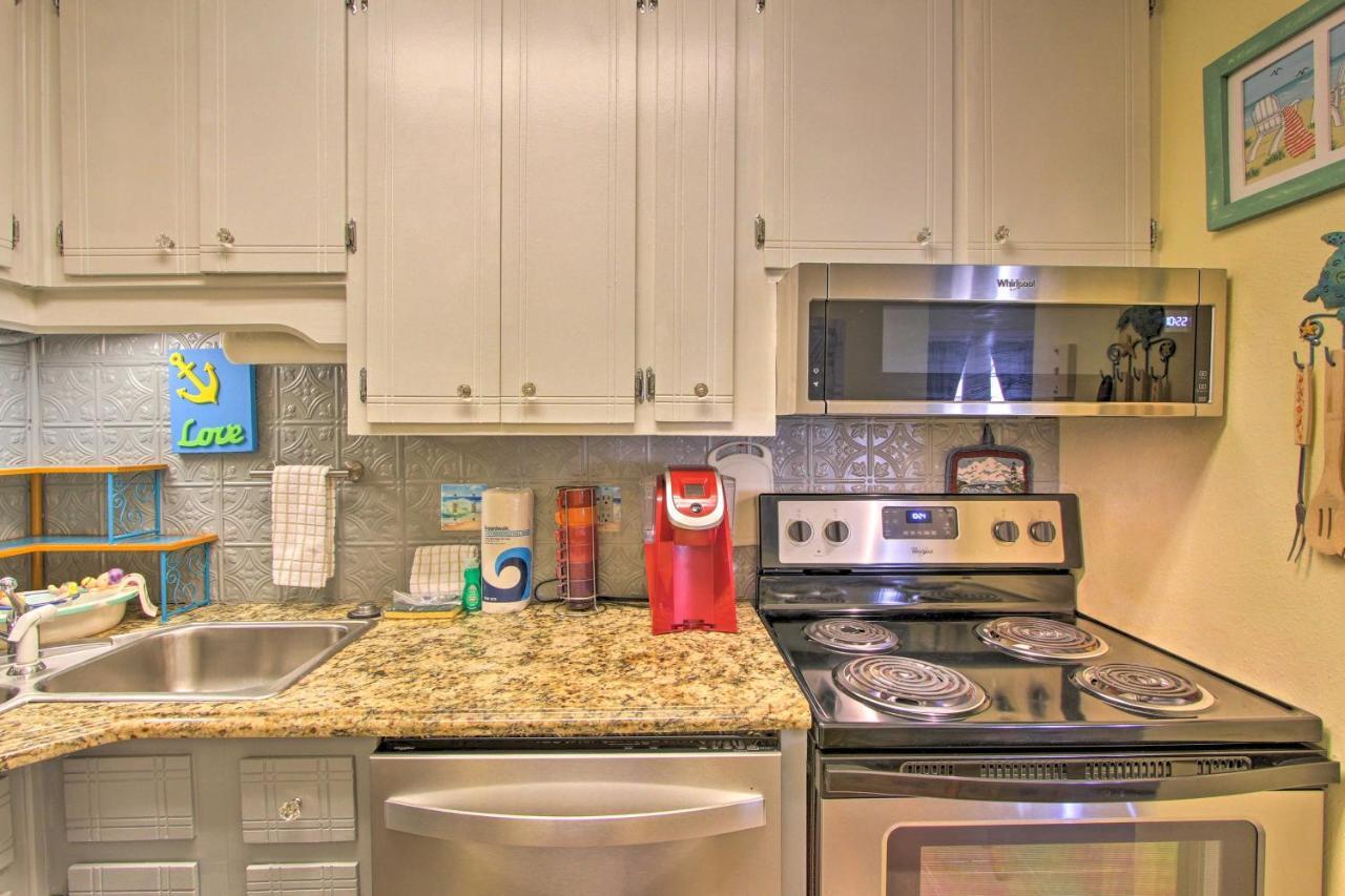 Evolve Panama City Beach Condo With Patio And Pool! Apartment Panama City Beach
