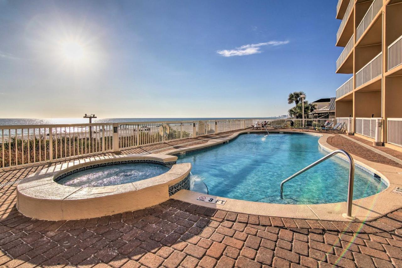 Beachfront Pcb With Pool, Gym And Hot Tub