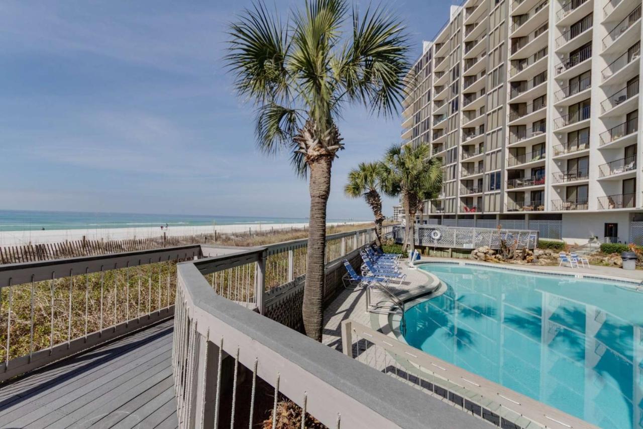 205 Edgewater *