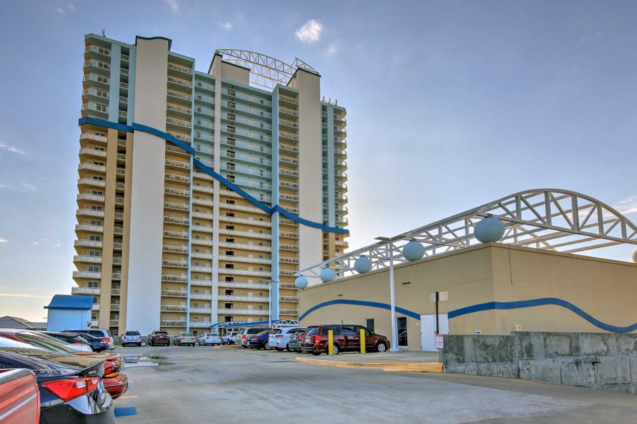 Beachfront Pcb With Pool, Gym And Hot Tub Apartment