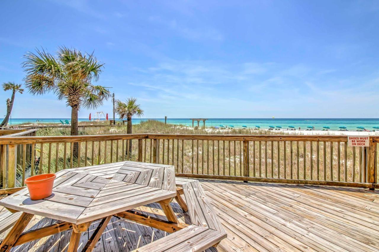 Bright Pcb With Gulf Views And Access! Apartment *