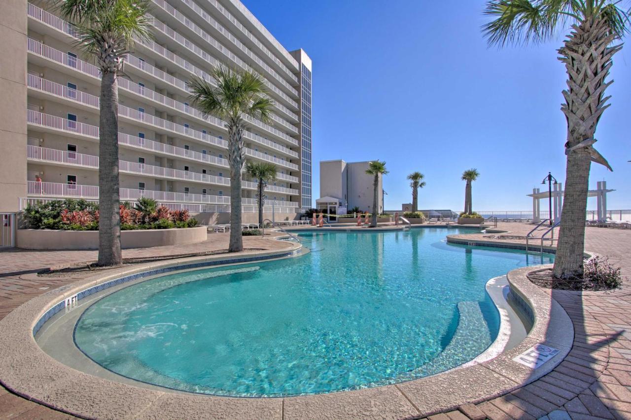 Apartment Lakefront With Community Pools - Walk To *