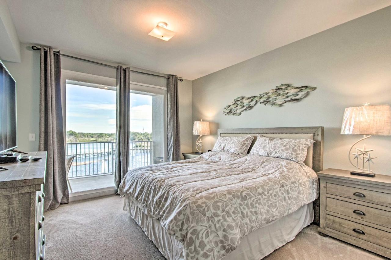 Lakefront With Community Pools - Walk To Apartment Panama City Beach
