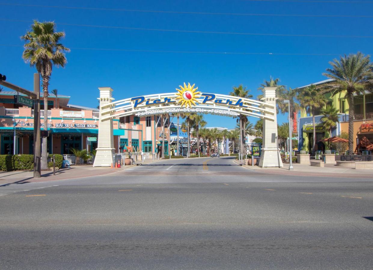Holiday home Paradise By The Pier