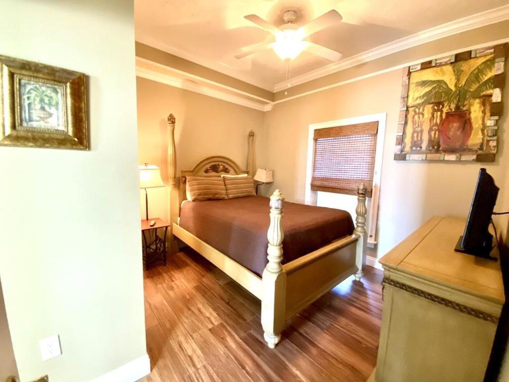 Wonderful Tropical With And Fitness Center Access - Unit 0102 Panama City Beach