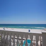 Surf Song - Beachfront Home With Swimspa!
