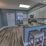 Gorgeous Condo With Breathtaking Ocean View - Unit 0803