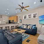 Searenity Now - Sznl Hot Tub, Community Pool, 5 Min Walk To Beach, Free Daily Activities, & More!