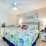 Pcb Resort Getaway Pool Access, Walk To Beach!